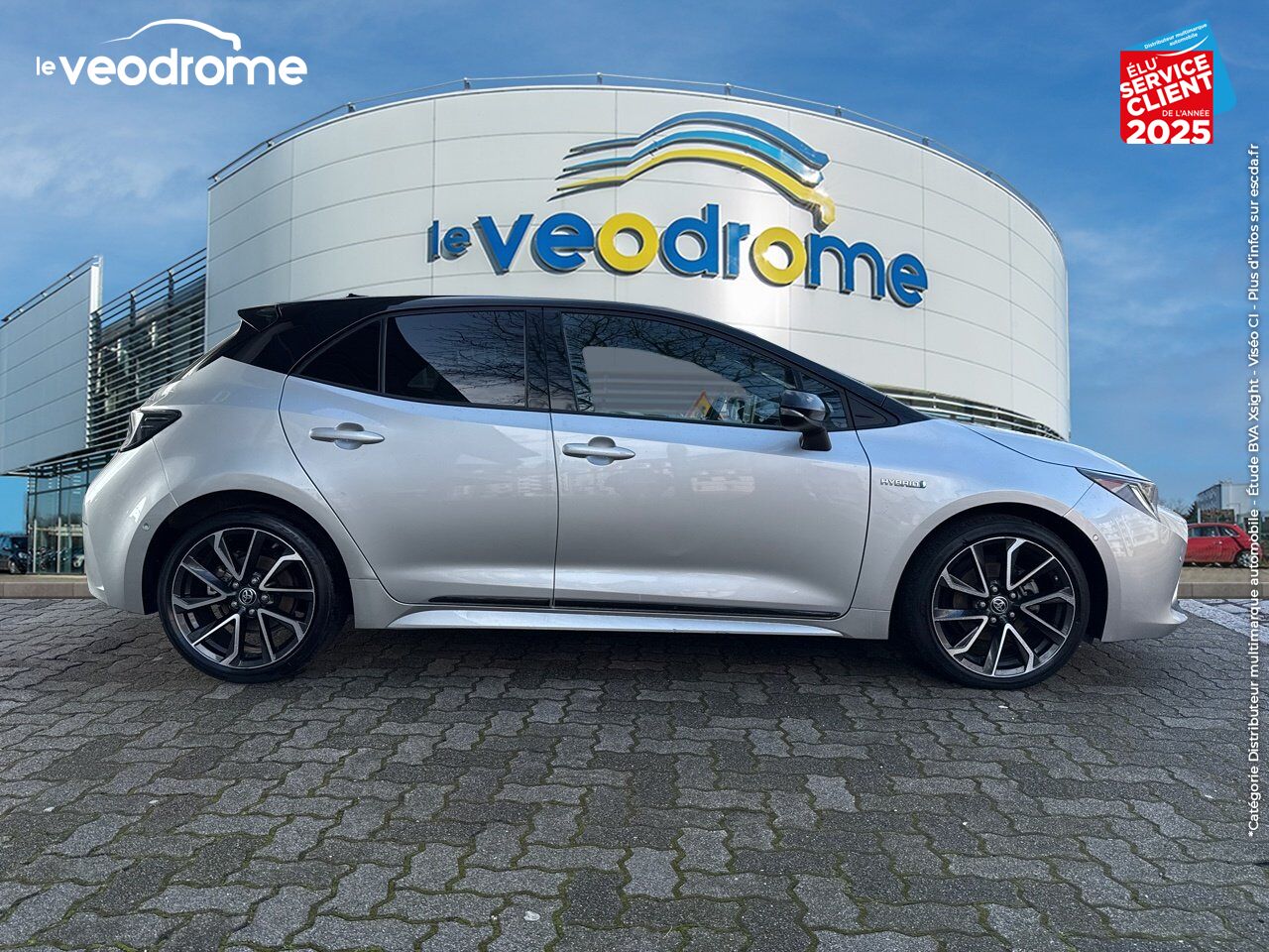Véhicule d'occasion TOYOTA COROLLA 122H COLLECTION MY20 5CV chez Le Veodrome