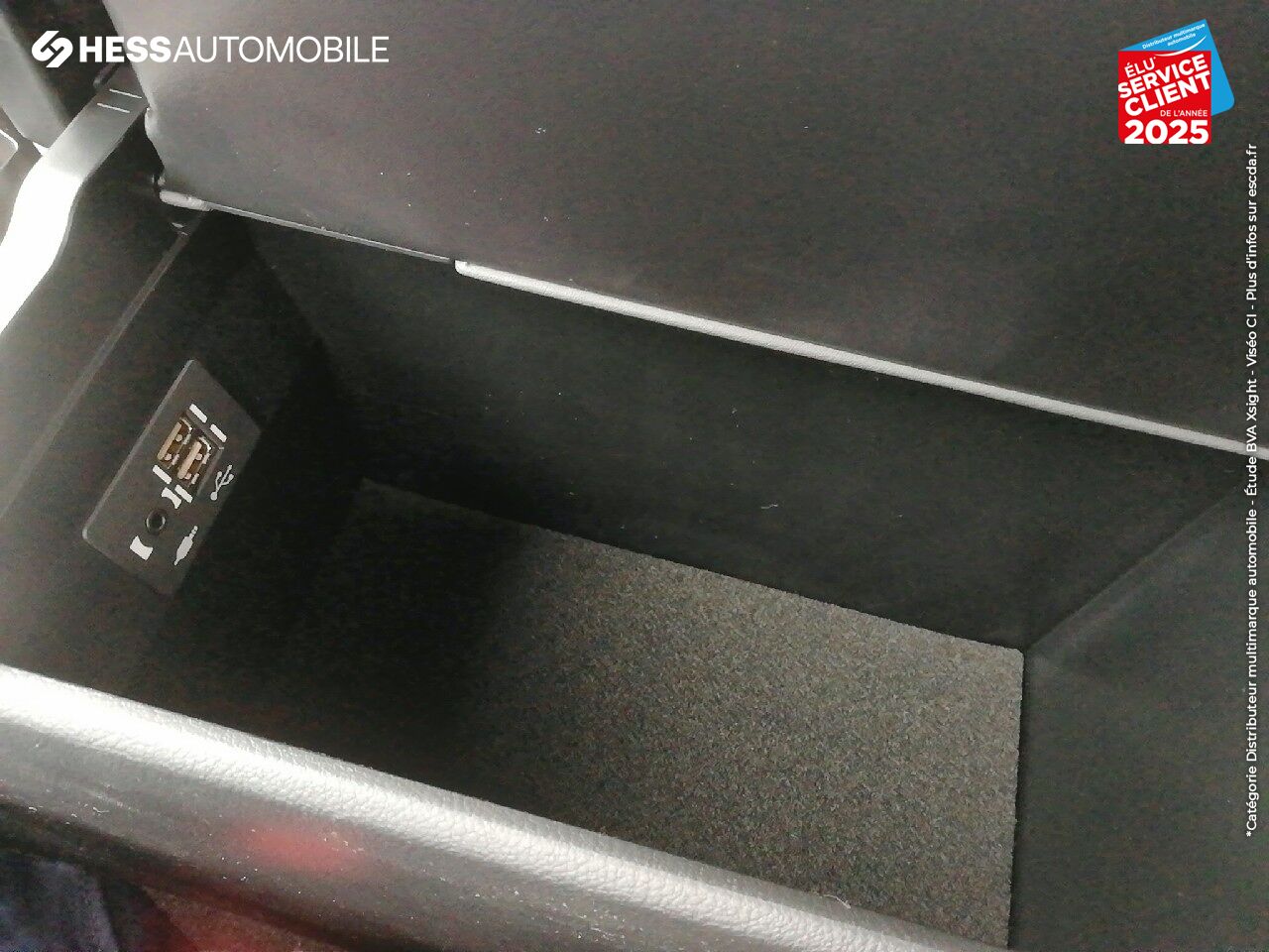 Véhicule d'occasion LEXUS UX 250H 2WD PACK CONFORT BUSINESS MY20 CAMERA RADAR AV/AR LED GPS chez Lexus Metz