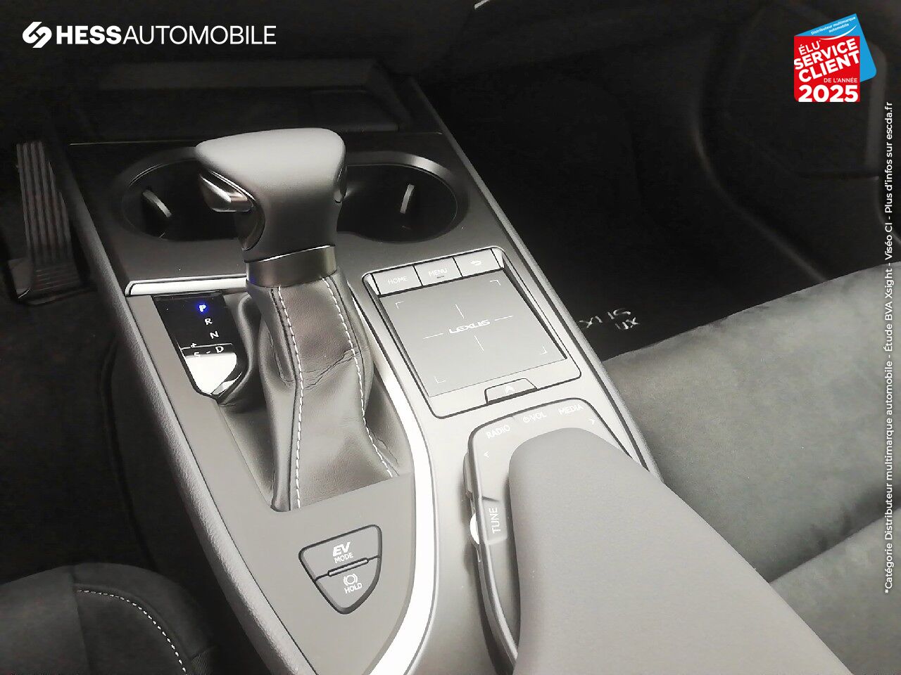 Véhicule d'occasion LEXUS UX 250H 2WD PACK CONFORT BUSINESS MY20 CAMERA RADAR AV/AR LED GPS chez Lexus Metz