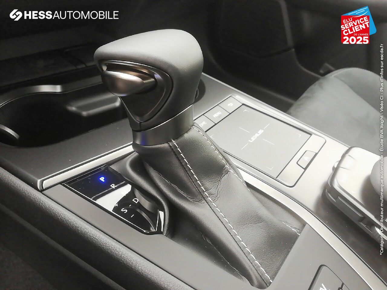 Véhicule d'occasion LEXUS UX 250H 2WD PACK CONFORT BUSINESS MY20 CAMERA RADAR AV/AR LED GPS chez Lexus Metz