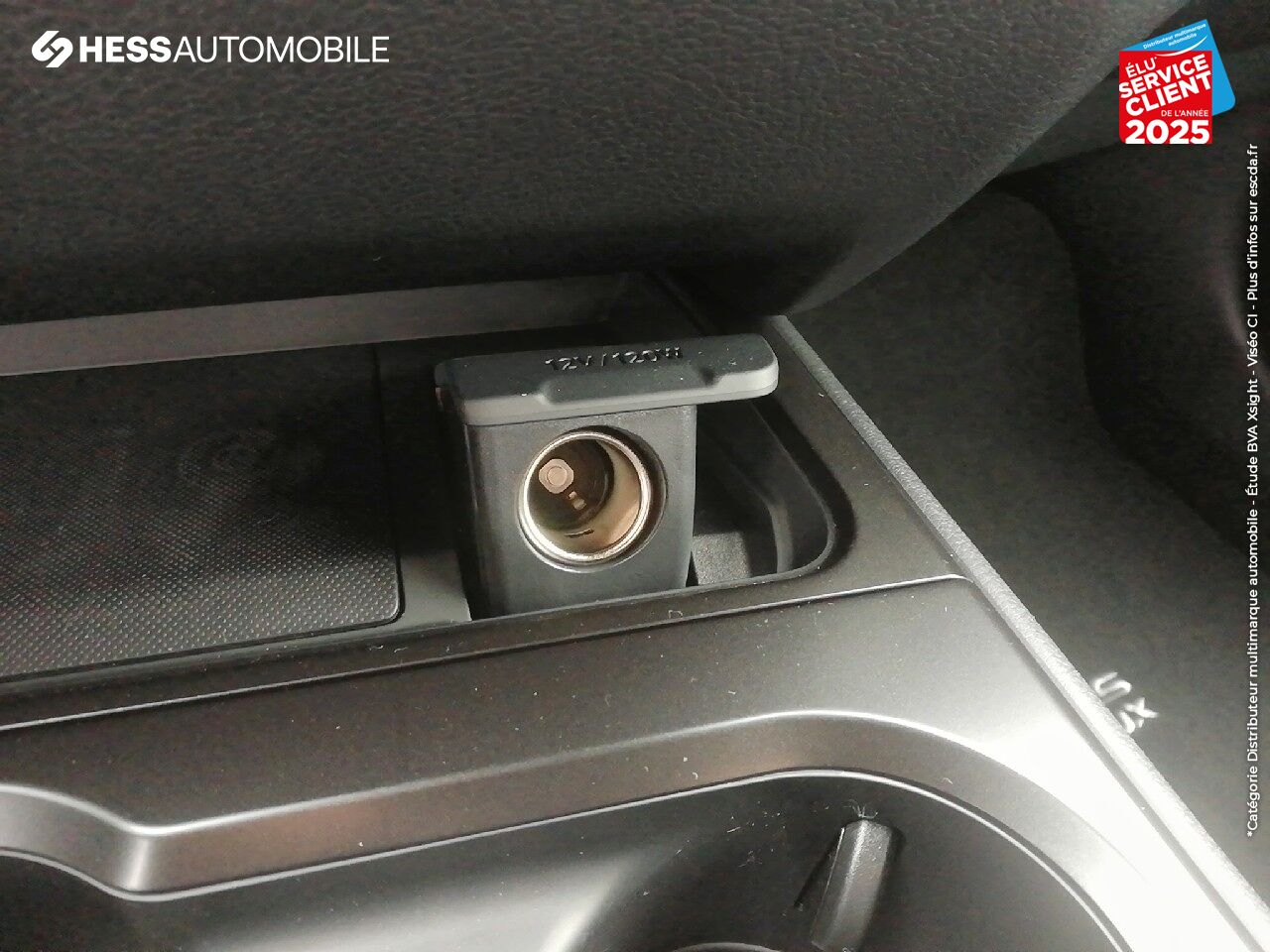 Véhicule d'occasion LEXUS UX 250H 2WD PACK CONFORT BUSINESS MY20 CAMERA RADAR AV/AR LED GPS chez Lexus Metz