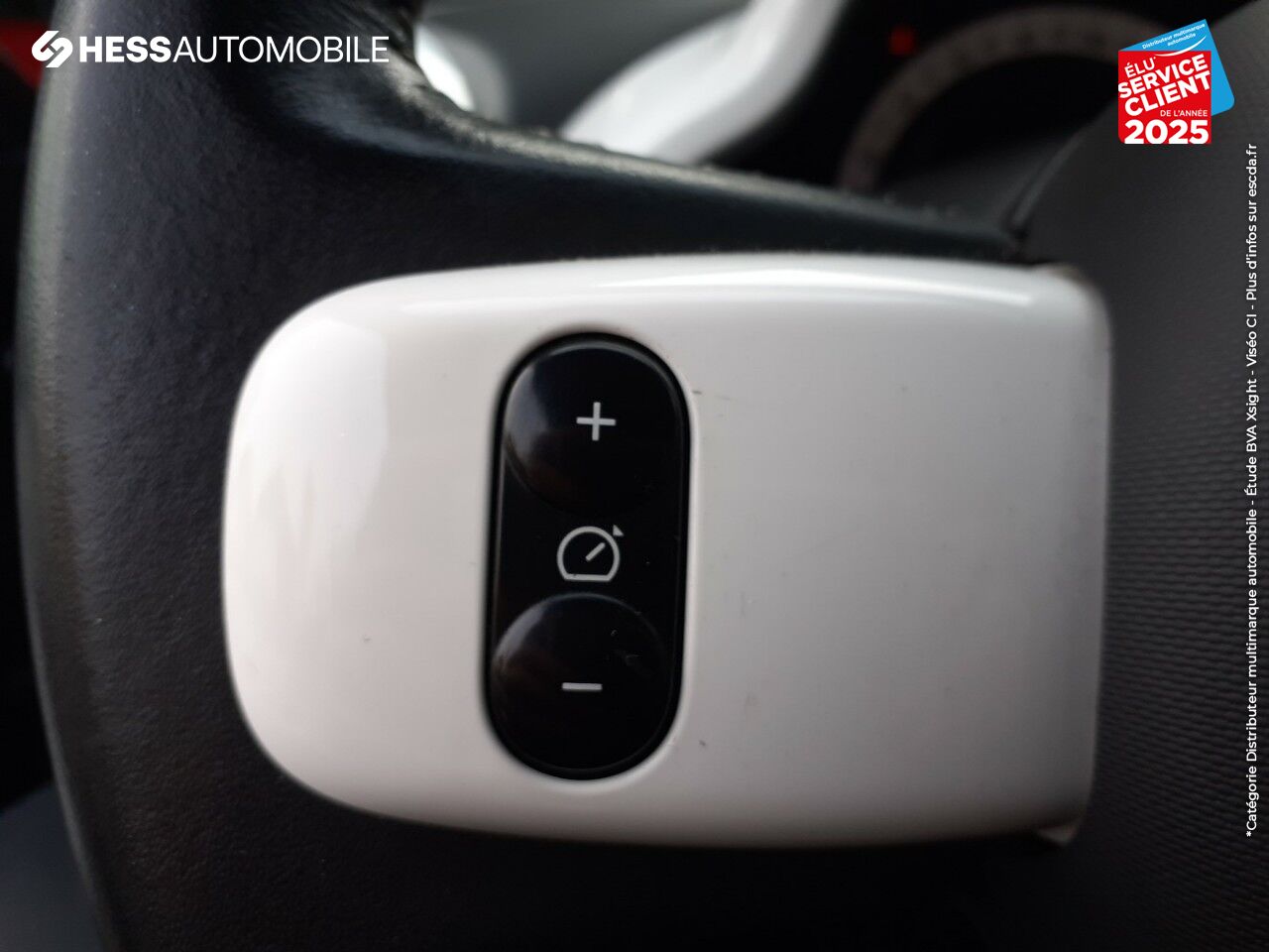 Véhicule d'occasion RENAULT TWINGO 0.9 TCE 90CH ENERGY INTENS chez Renault Mulhouse