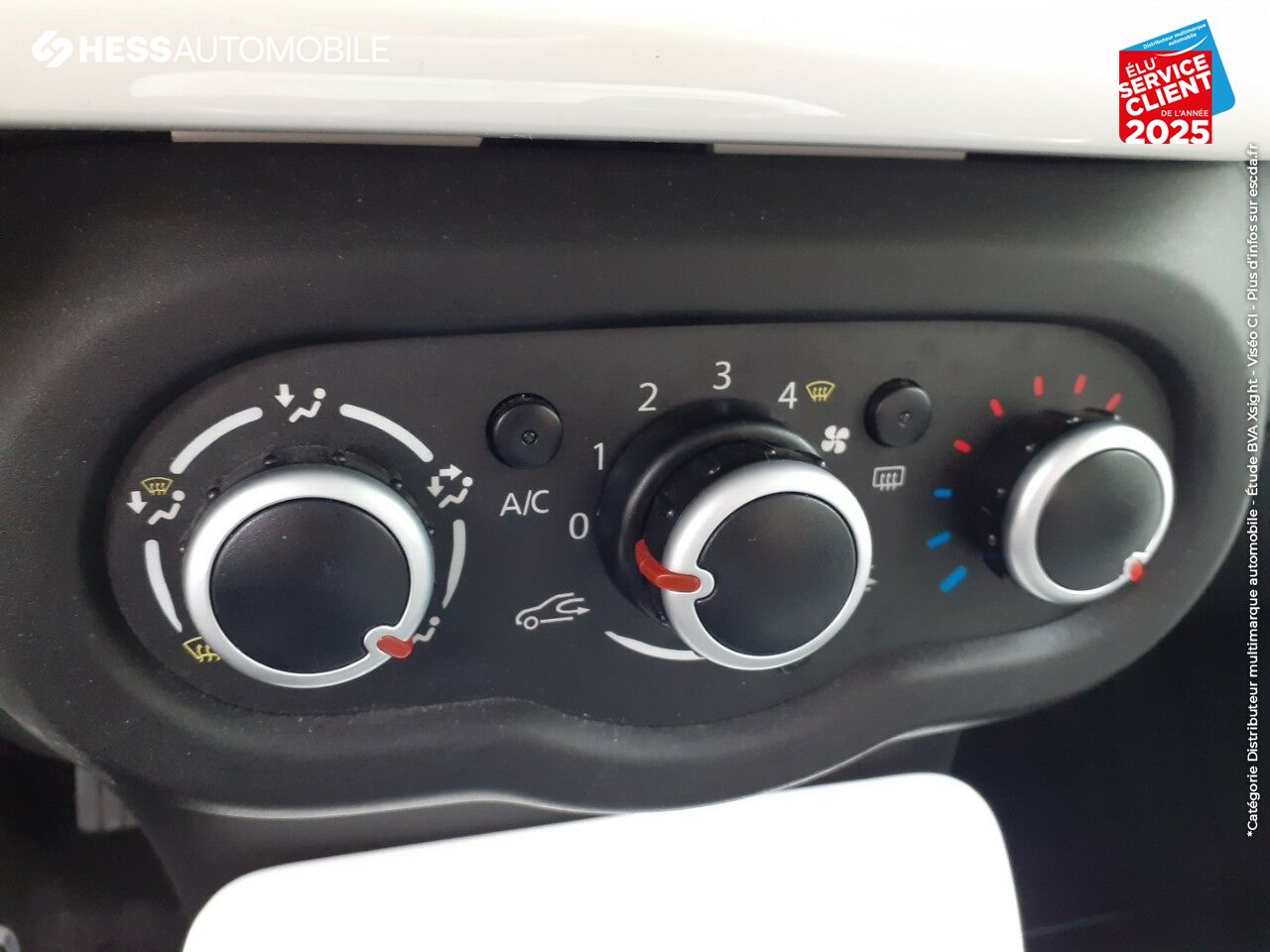 Véhicule d'occasion RENAULT TWINGO 0.9 TCE 90CH ENERGY INTENS chez Renault Mulhouse