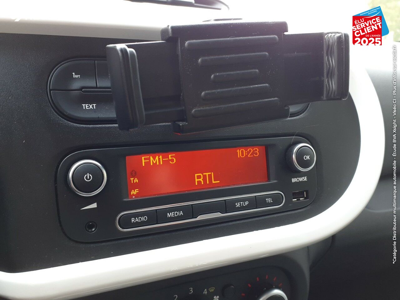 Véhicule d'occasion RENAULT TWINGO 0.9 TCE 90CH ENERGY INTENS chez Renault Mulhouse