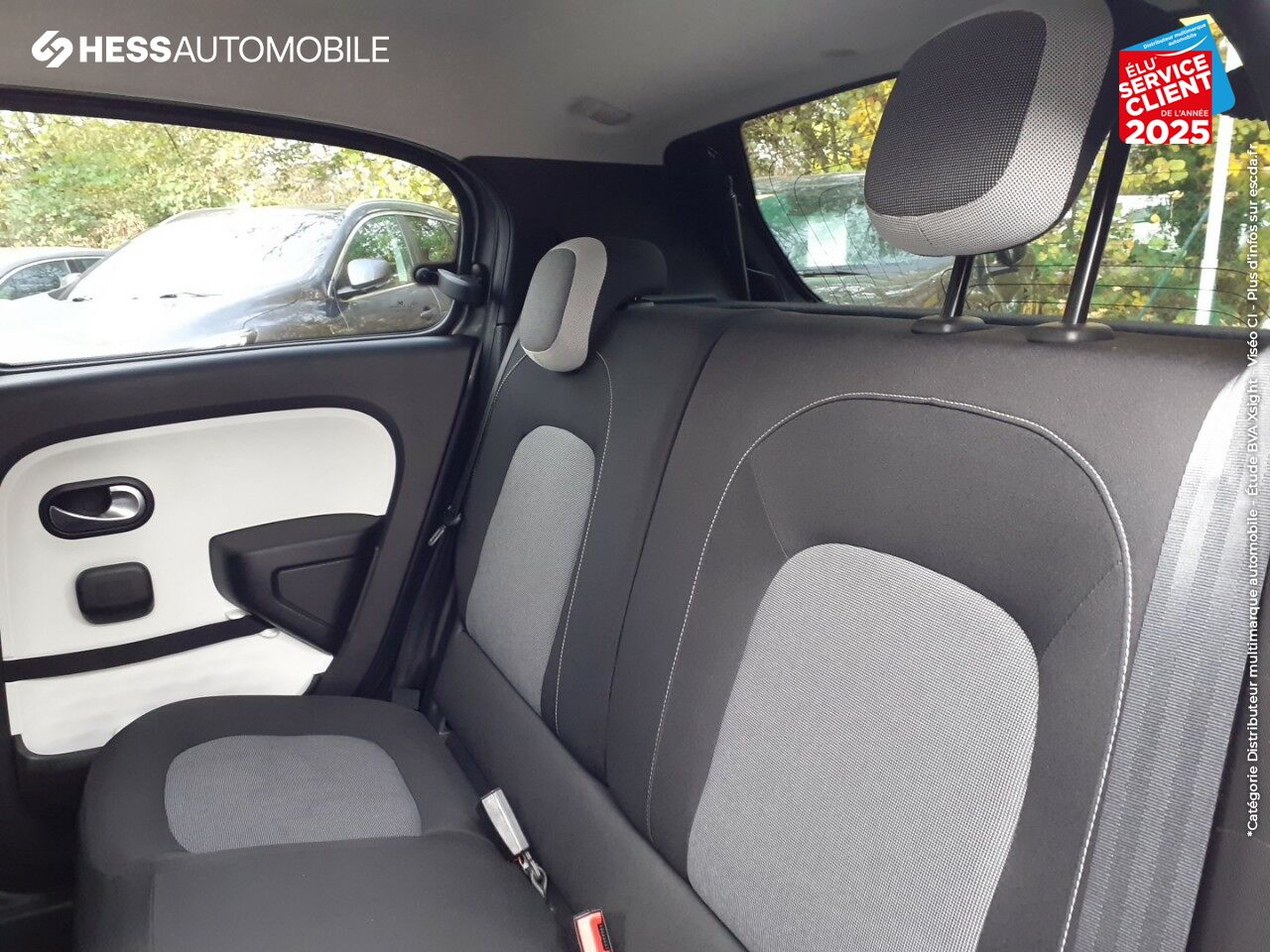 Véhicule d'occasion RENAULT TWINGO 0.9 TCE 90CH ENERGY INTENS chez Renault Mulhouse
