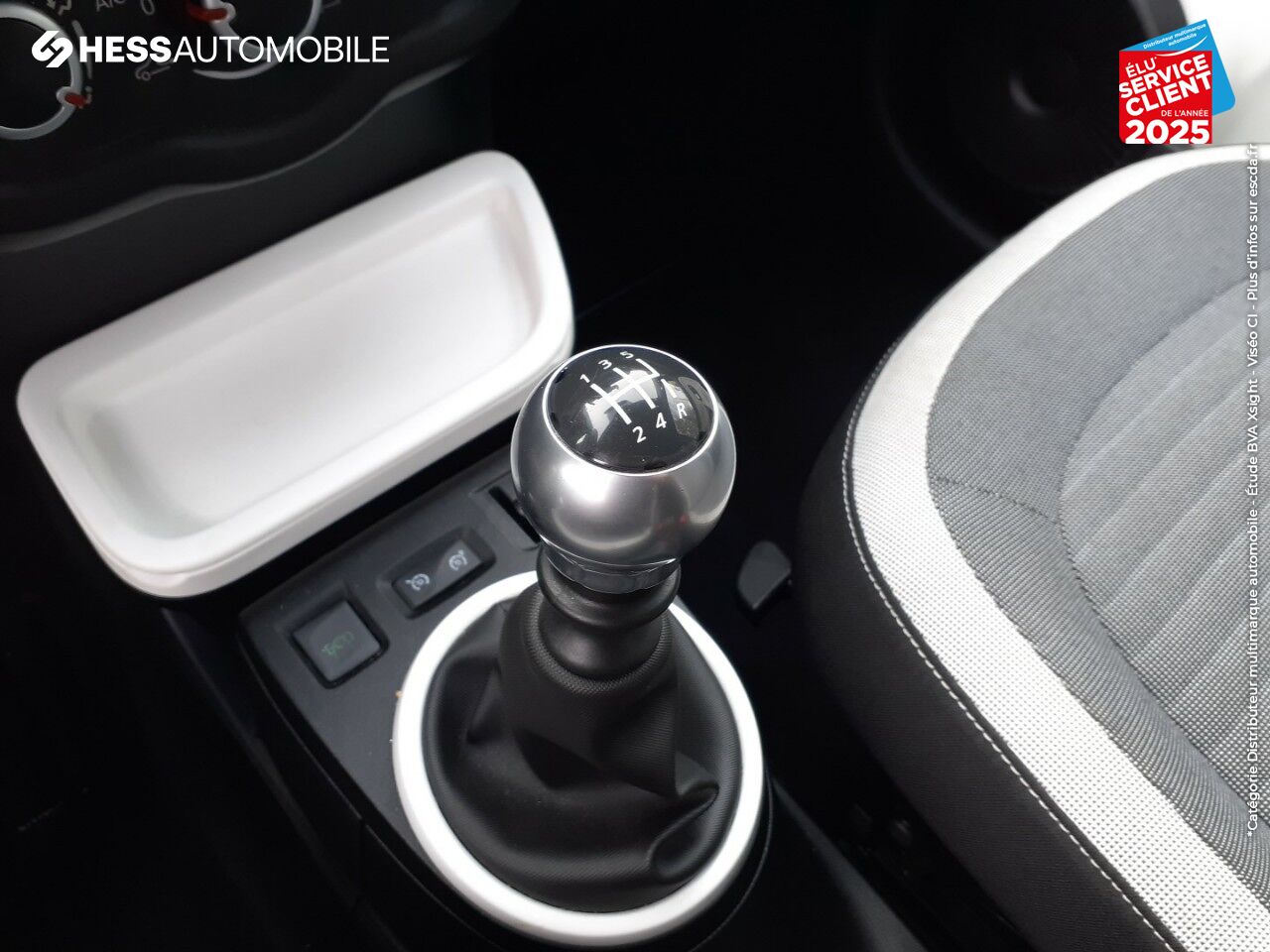 Véhicule d'occasion RENAULT TWINGO 0.9 TCE 90CH ENERGY INTENS chez Renault Mulhouse