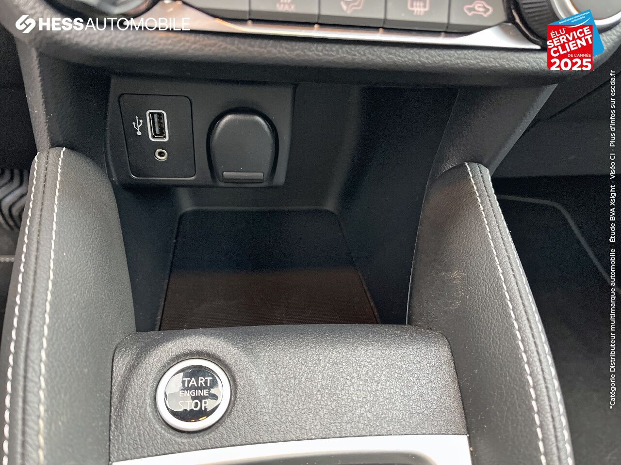 Véhicule d'occasion NISSAN MICRA 1.0 IG-T 92CH N-SPORT GPS CAMERA chez Nissan Dijon