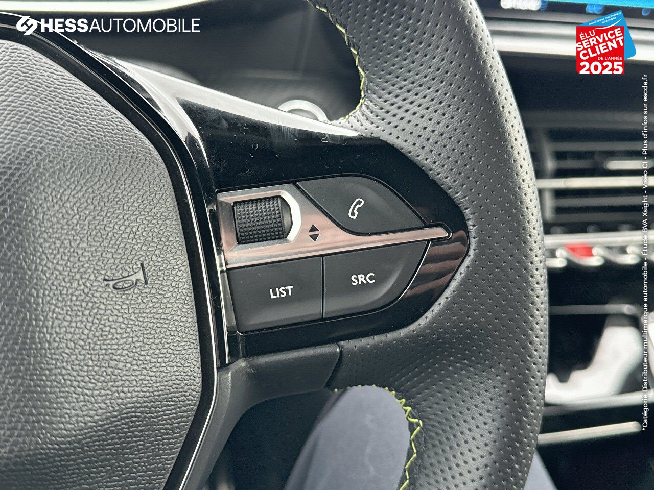 Véhicule d'occasion PEUGEOT 208 1.2 PURETECH 100CH SS GT chez Peugeot Reims