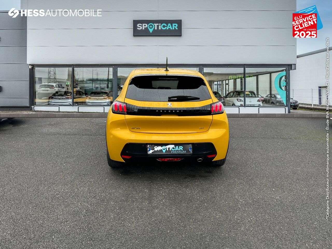 Véhicule d'occasion PEUGEOT 208 1.2 PURETECH 100CH SS GT chez Peugeot Reims