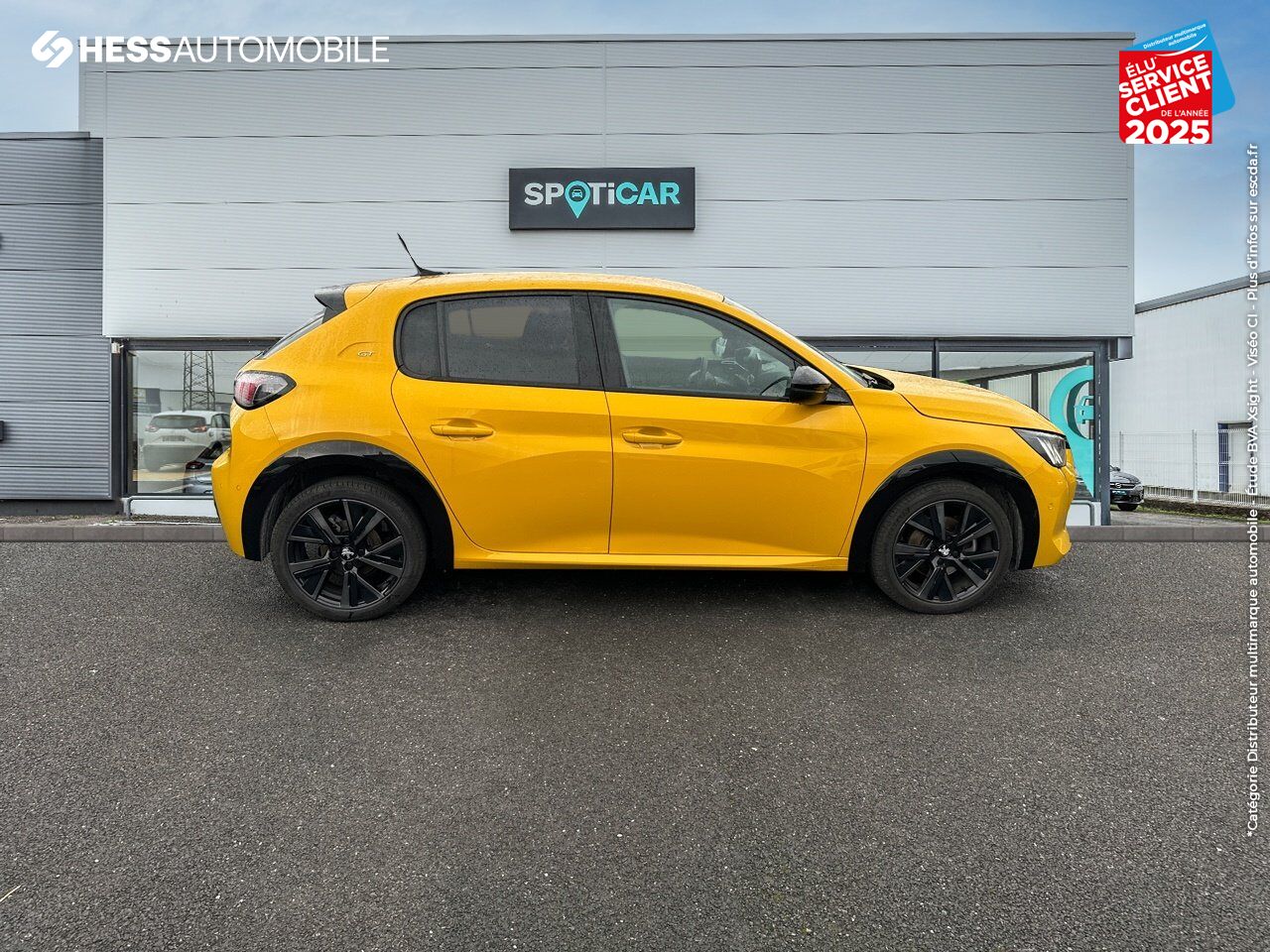 Véhicule d'occasion PEUGEOT 208 1.2 PURETECH 100CH SS GT chez Peugeot Reims