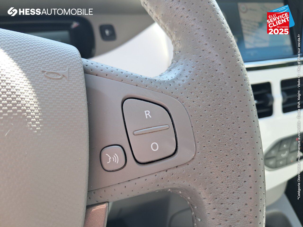 Véhicule d'occasion RENAULT ZOE ZEN CHARGE NORMALE R90 GPS RADAR AR chez Hyundai Epernay