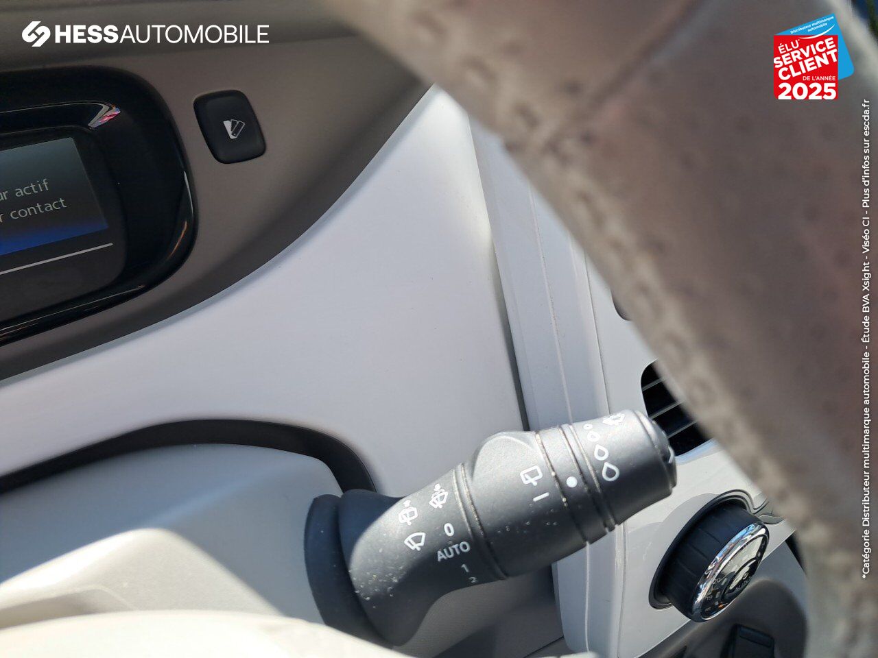 Véhicule d'occasion RENAULT ZOE ZEN CHARGE NORMALE R90 GPS RADAR AR chez Hyundai Epernay