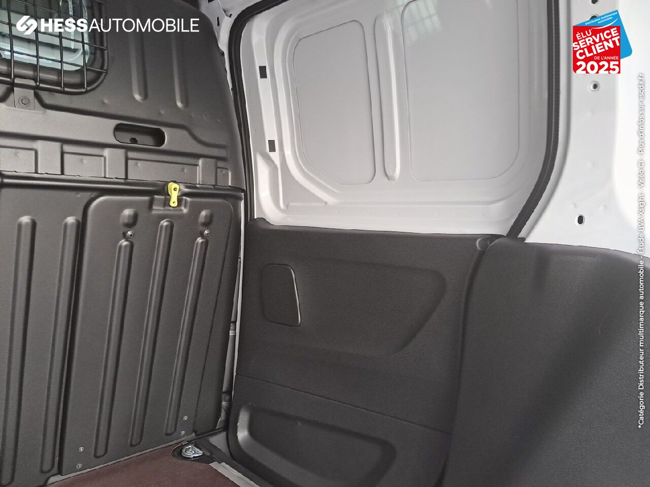 Véhicule d'occasion TOYOTA PROACE CITY MEDIUM 100 D-4D BUSINESS RC23 chez Toyota Thionville