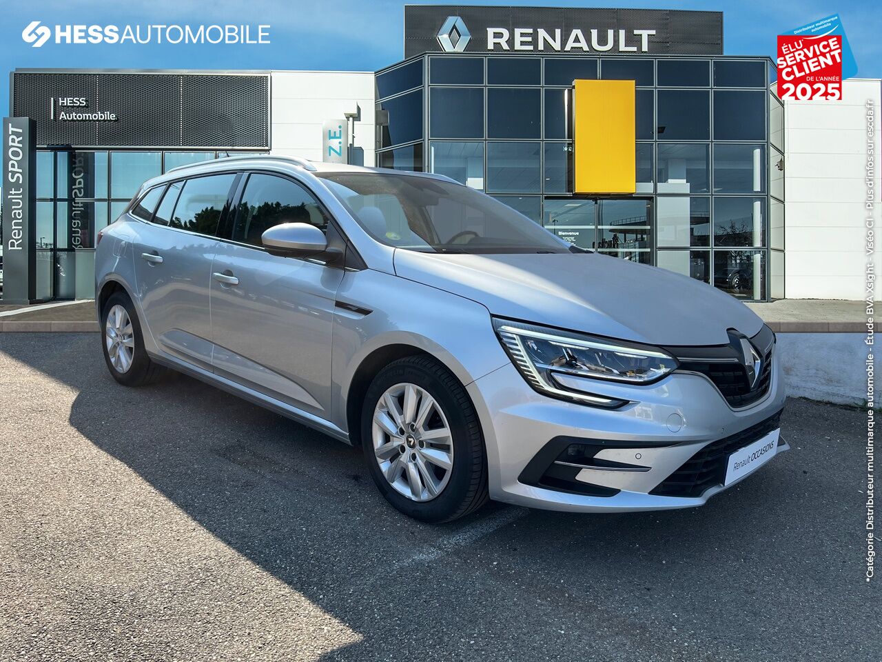Véhicule d'occasion RENAULT MEGANE ESTATE 1.5 BLUE DCI 115CH BUSINESS - 20 GPS RADAR AV/AR chez Renault Colmar