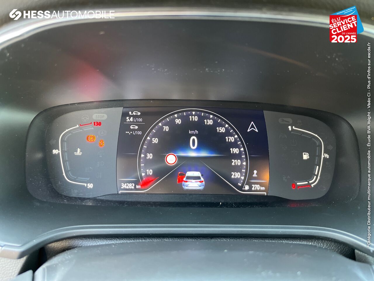 Véhicule d'occasion RENAULT MEGANE ESTATE 1.5 BLUE DCI 115CH BUSINESS - 20 GPS RADAR AV/AR chez Renault Colmar