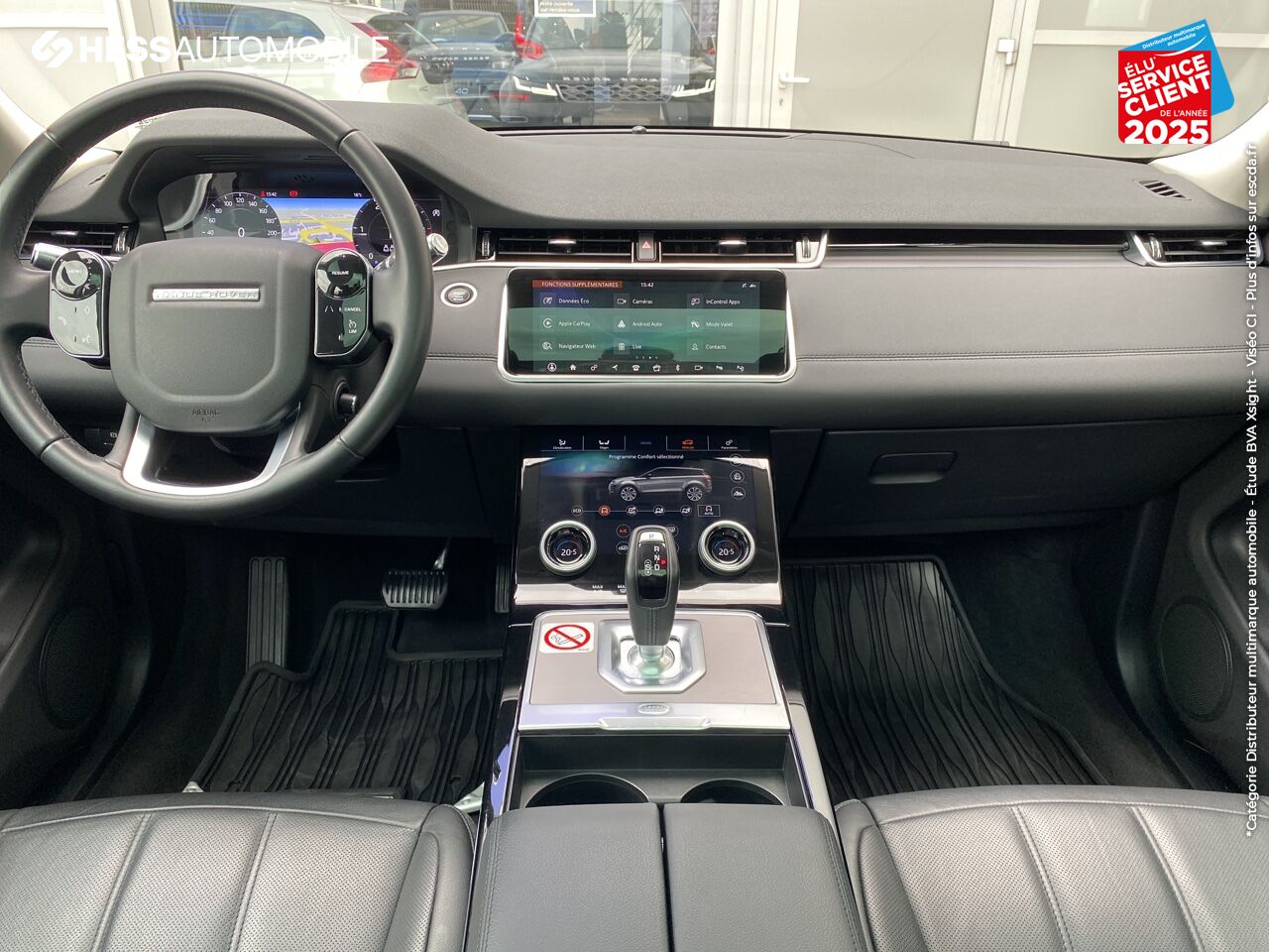 Véhicule d'occasion LAND-ROVER EVOQUE 2.0 D 180CH SE AWD BVA CAM360 TPANO SIEGE CHAUFF. chez Land Rover Strasbourg