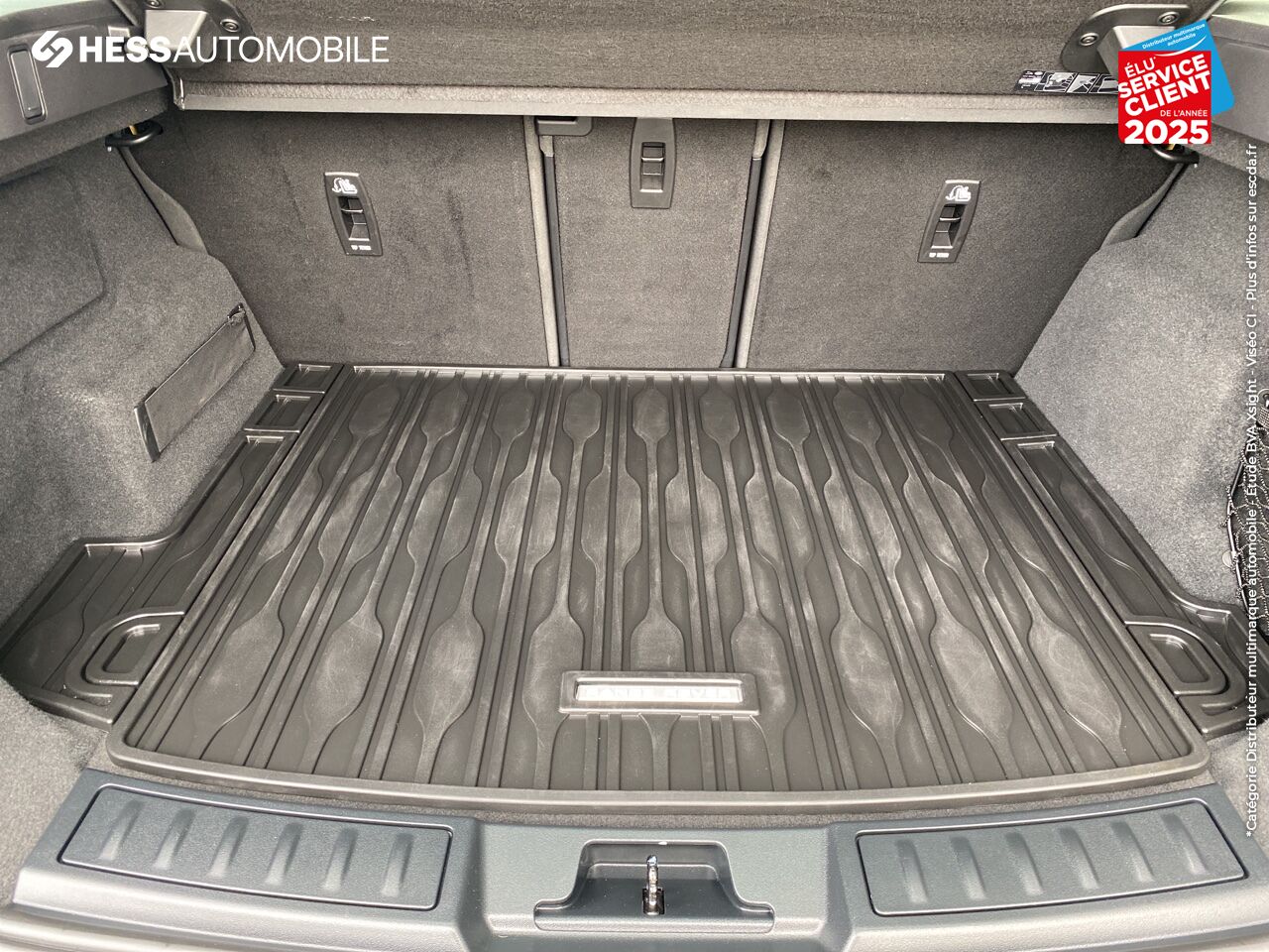 Véhicule d'occasion LAND-ROVER EVOQUE 2.0 D 180CH SE AWD BVA CAM360 TPANO SIEGE CHAUFF. chez Land Rover Strasbourg