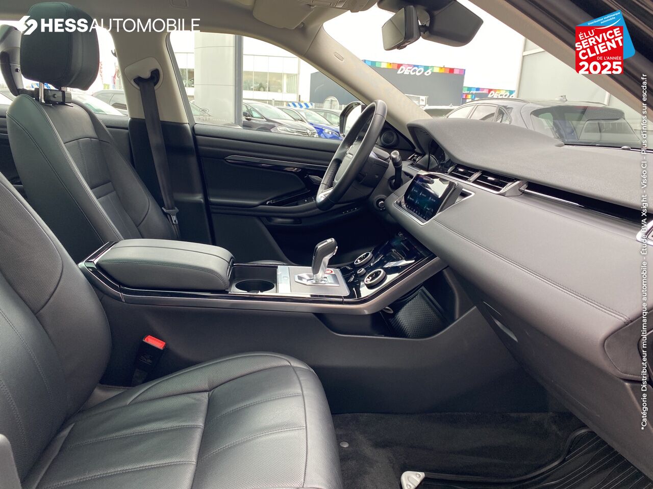 Véhicule d'occasion LAND-ROVER EVOQUE 2.0 D 180CH SE AWD BVA CAM360 TPANO SIEGE CHAUFF. chez Land Rover Strasbourg