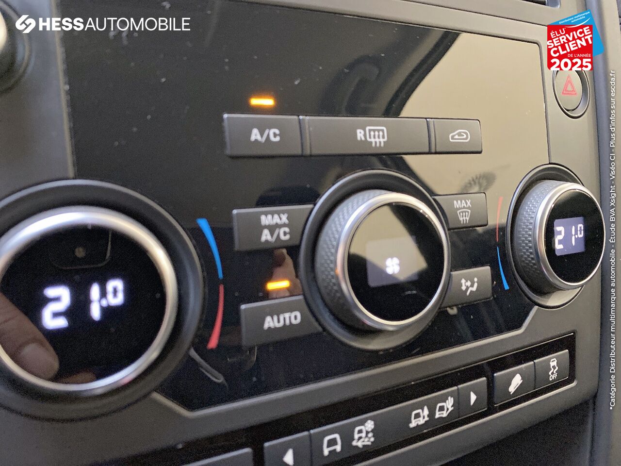 Véhicule d'occasion LAND-ROVER DISCOVERY SPORT 2.0 TD4 150CH AWD PURE BVA MARK II GPS CAMERA chez Land Rover Strasbourg