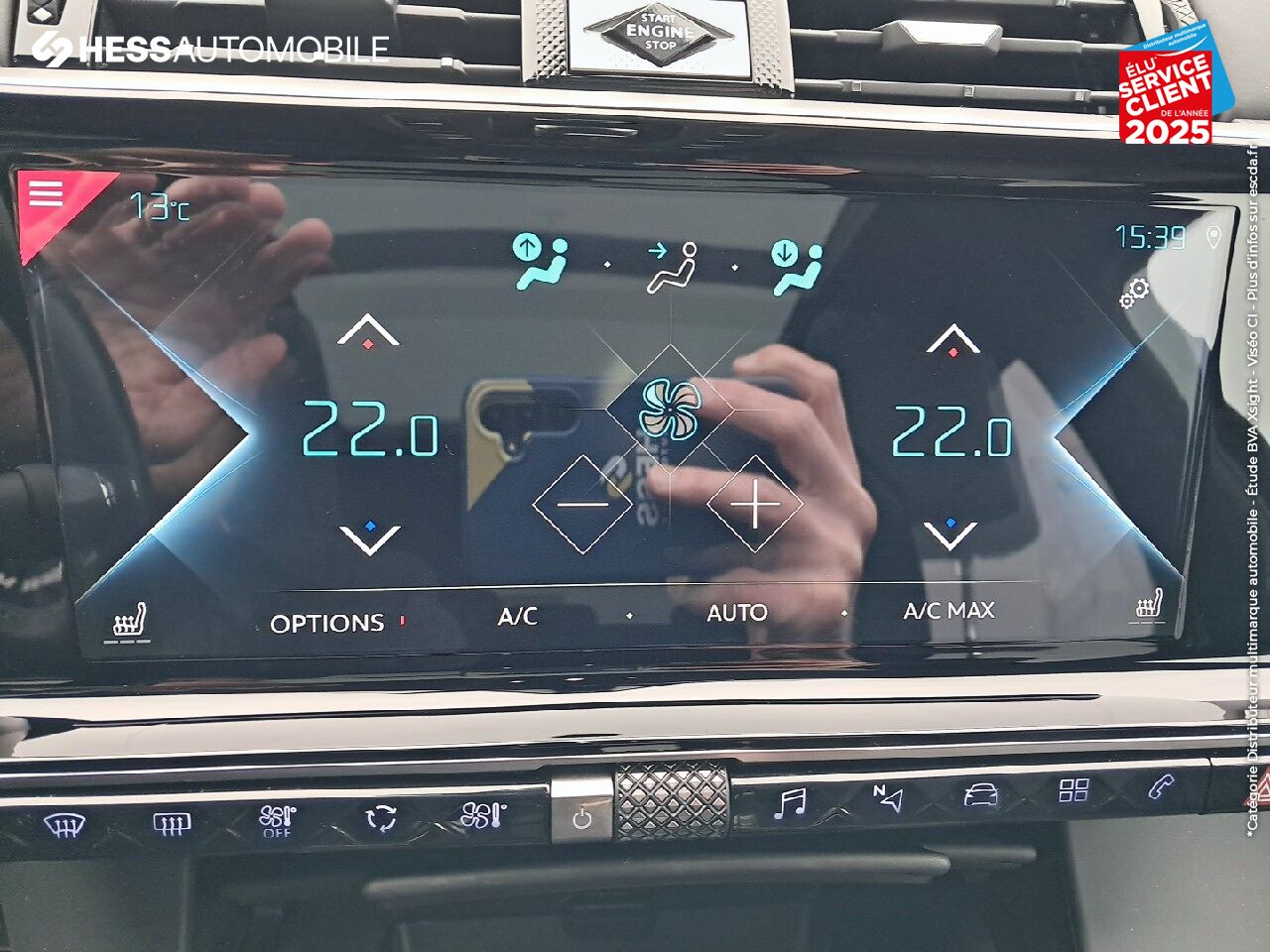 Véhicule d'occasion DS DS 7 CROSSBACK E-TENSE 4X4 300CH RIVOLI chez BMW Pontarlier