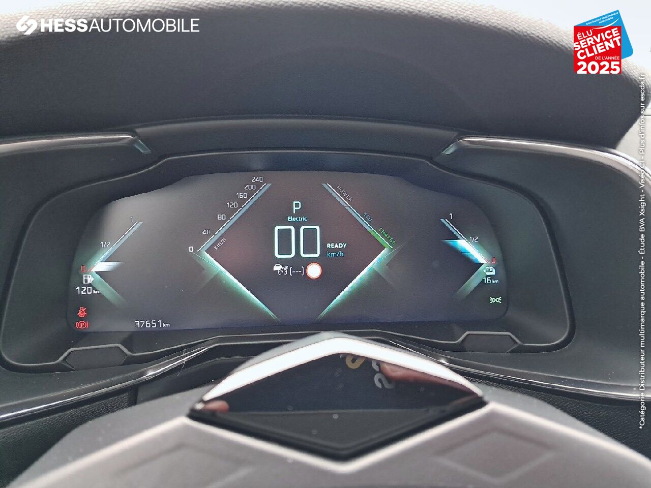 Véhicule d'occasion DS DS 7 CROSSBACK E-TENSE 4X4 300CH RIVOLI chez BMW Pontarlier