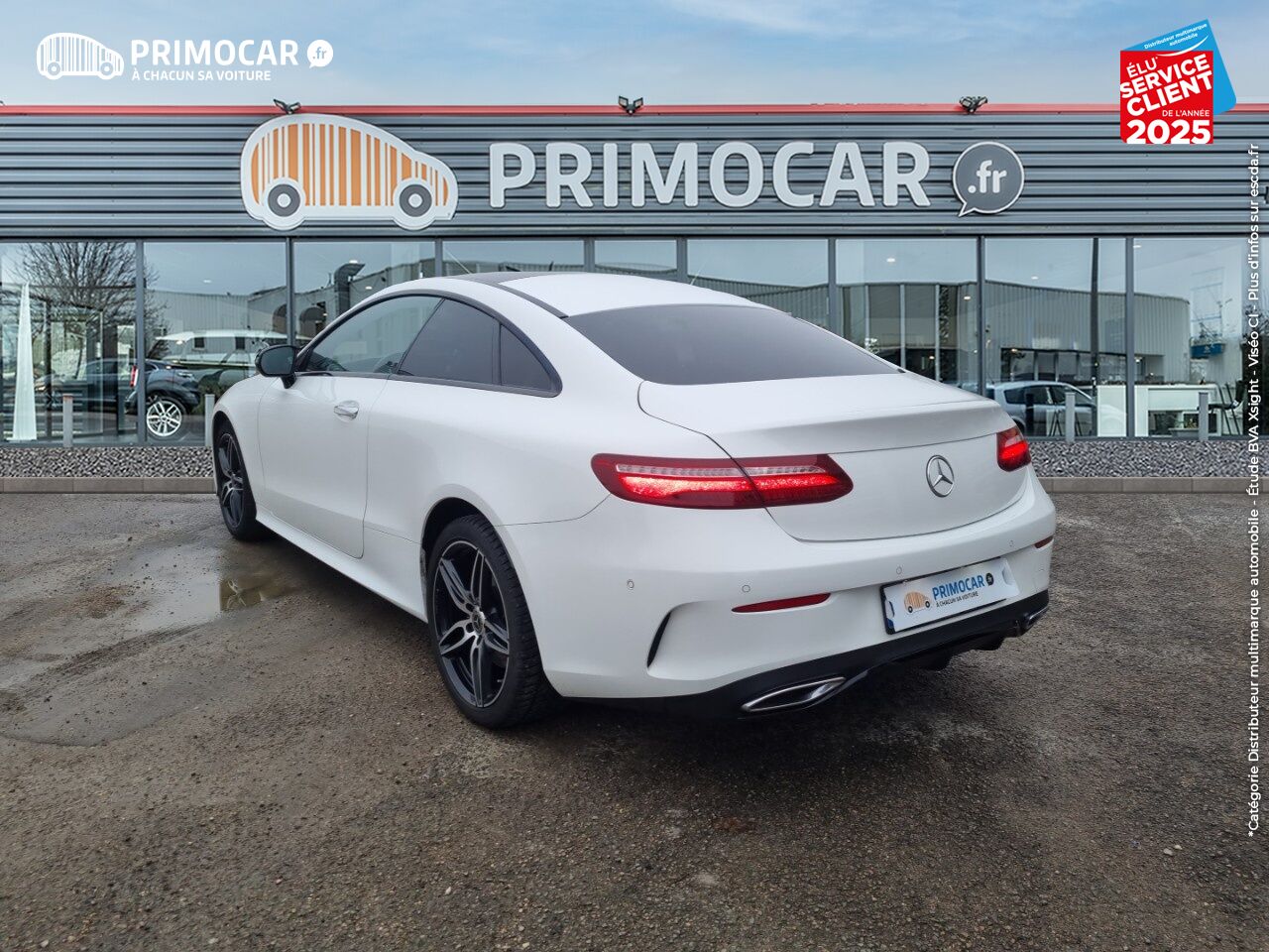 Véhicule d'occasion MERCEDES-BENZ CLASSE E COUPE 350 D 258CH FASCINATION 4MATIC 9G-TRONIC chez Primocar