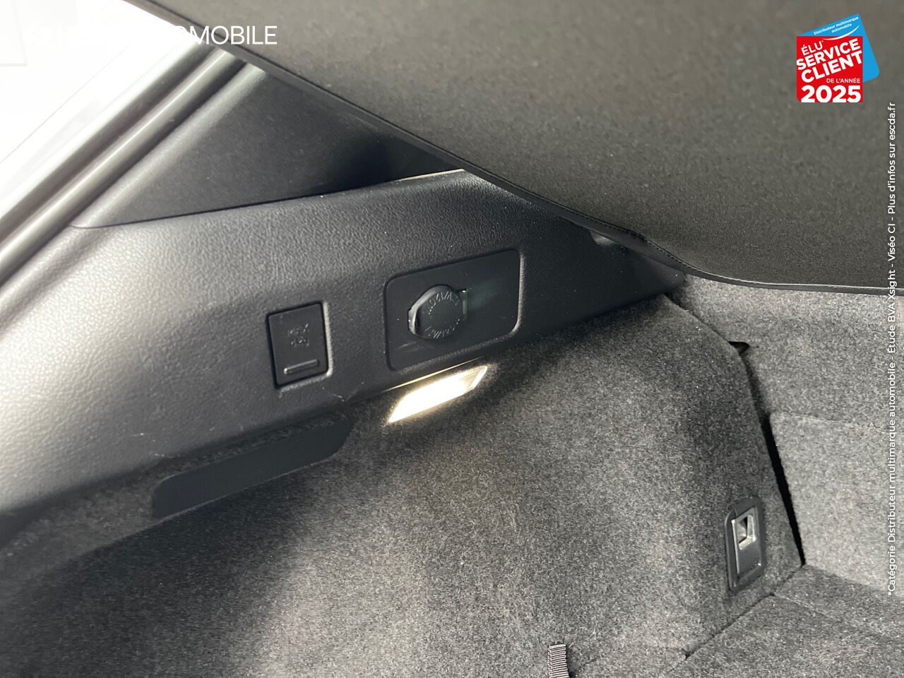 Véhicule d'occasion LEXUS UX 250H 2WD PACK chez Lexus Strasbourg