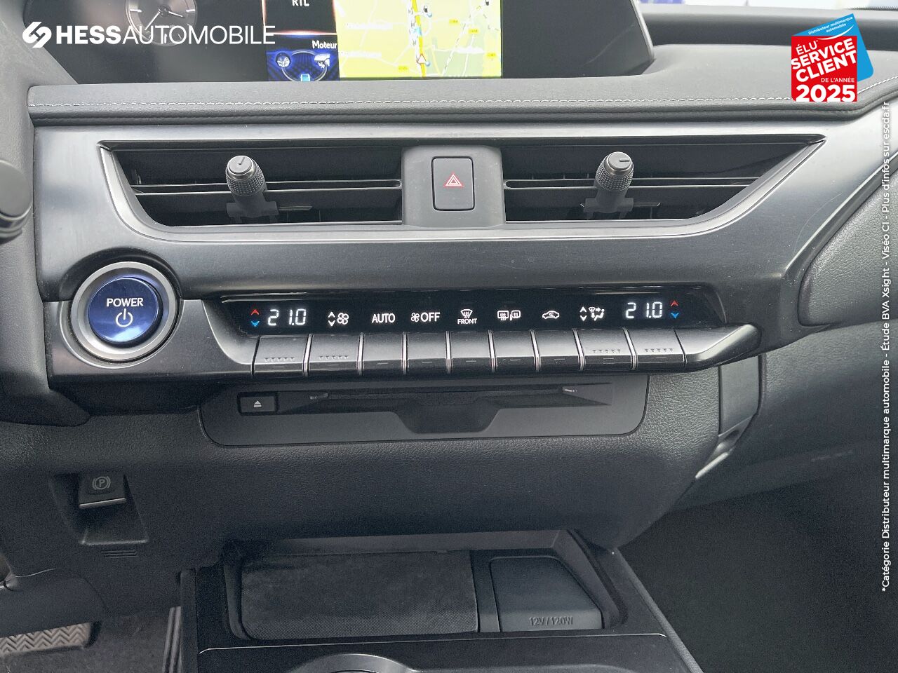 Véhicule d'occasion LEXUS UX 250H 2WD PACK chez Lexus Strasbourg