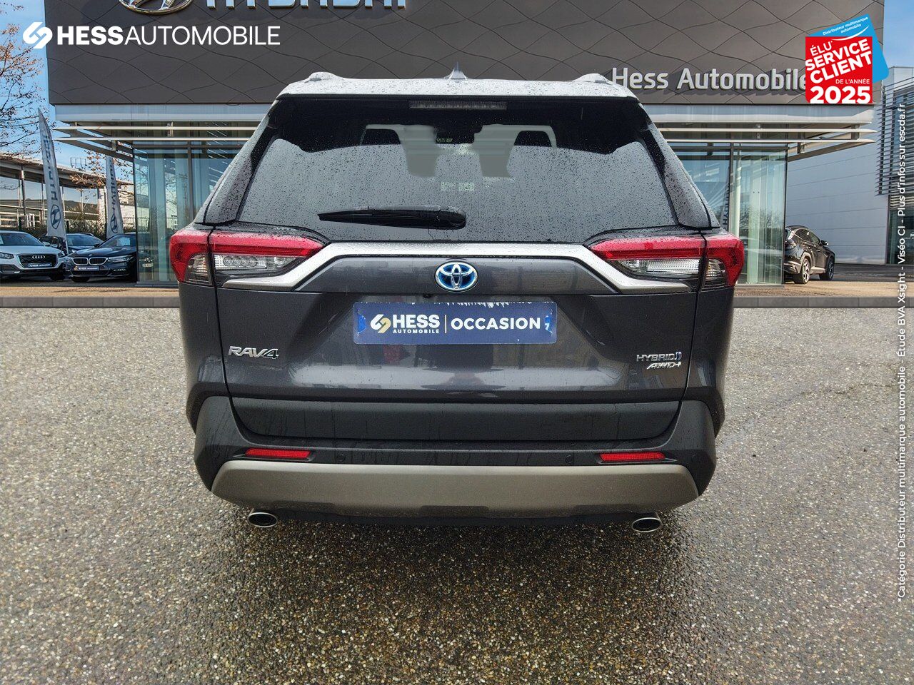Véhicule d'occasion TOYOTA RAV4 2.5 HYBRIDE 222CH DYNAMIC AWD-I MY24 CAMERA CARPLAY chez Toyota Besançon
