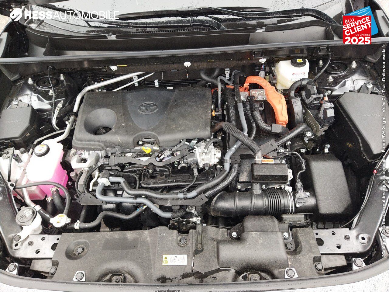 Véhicule d'occasion TOYOTA RAV4 2.5 HYBRIDE 222CH DYNAMIC AWD-I MY24 CAMERA CARPLAY chez Toyota Besançon