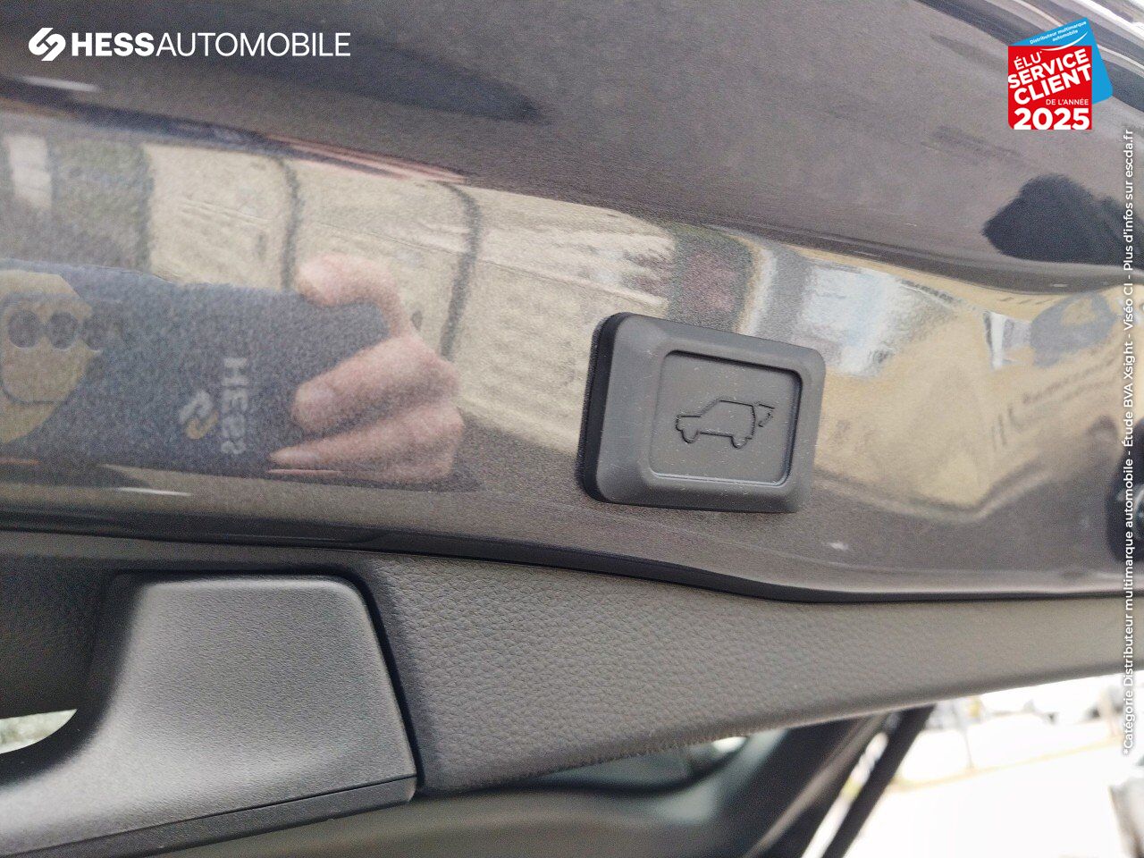 Véhicule d'occasion TOYOTA RAV4 2.5 HYBRIDE 222CH DYNAMIC AWD-I MY24 CAMERA CARPLAY chez Toyota Besançon