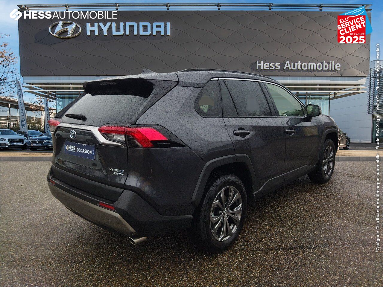 Véhicule d'occasion TOYOTA RAV4 2.5 HYBRIDE 222CH DYNAMIC AWD-I MY24 CAMERA CARPLAY chez Toyota Besançon