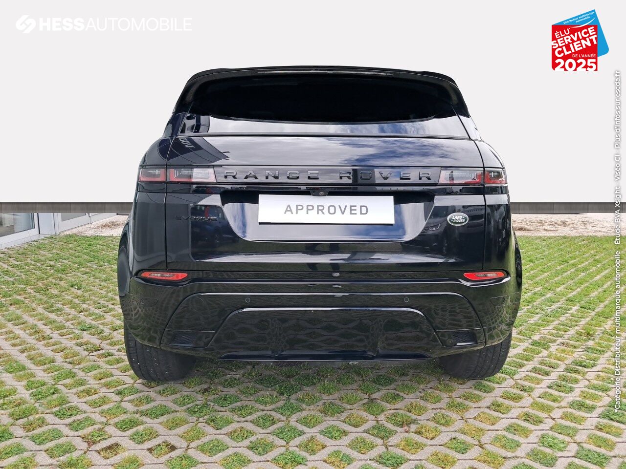 Véhicule d'occasion LAND-ROVER RANGE ROVER EVOQUE 2.0 P 200CH FLEX FUEL R-DYNAMIC S AWD BVA MARK III chez HESS Automobile