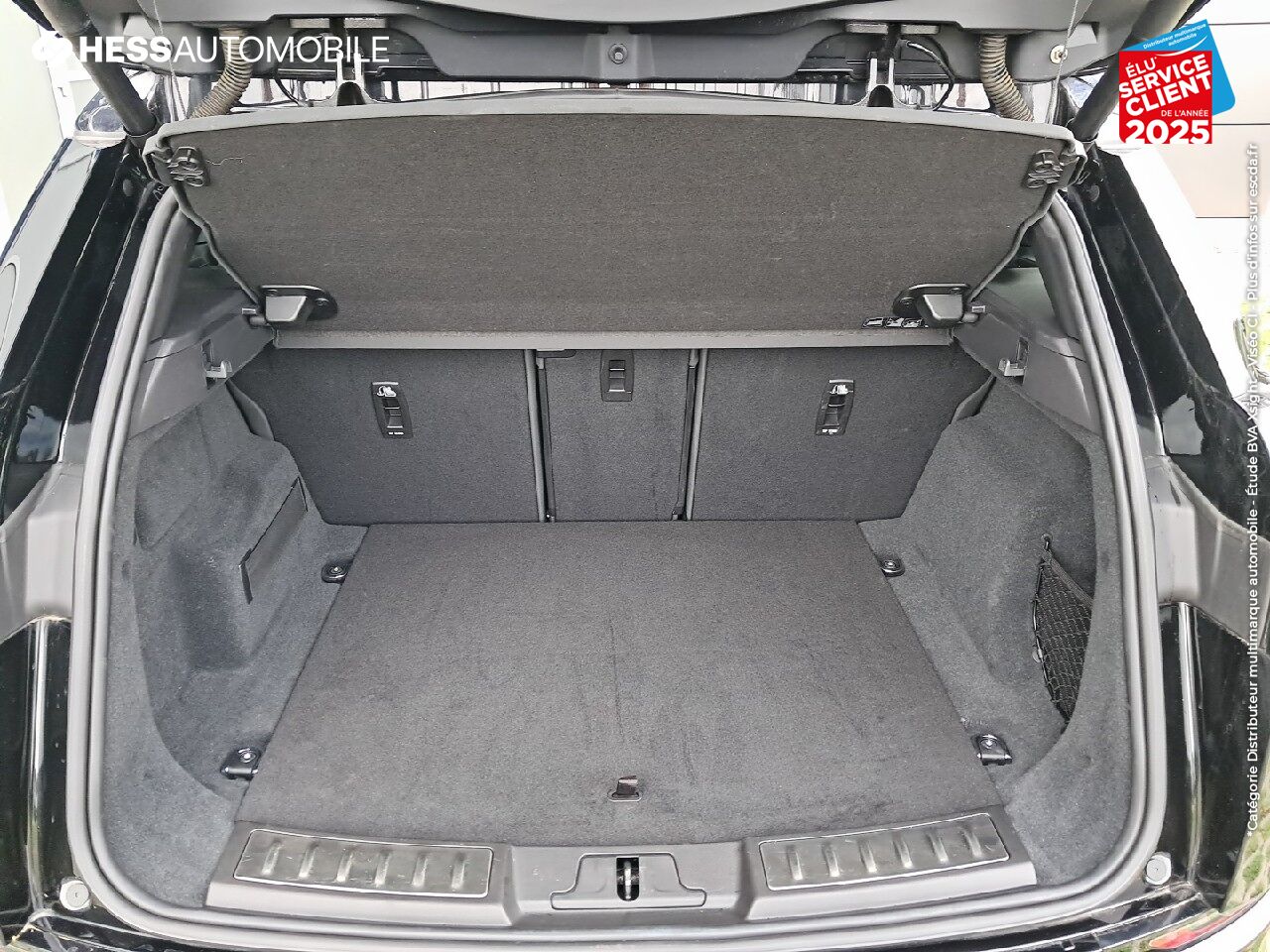 Véhicule d'occasion LAND-ROVER RANGE ROVER EVOQUE 2.0 P 200CH FLEX FUEL R-DYNAMIC S AWD BVA MARK III chez HESS Automobile
