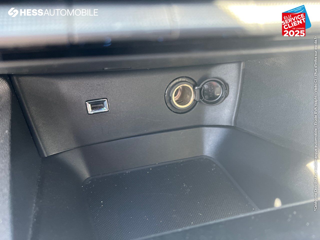 Véhicule d'occasion PEUGEOT 3008 1.5 BLUEHDI 130CH E6.C GT LINE S/S EAT8 GPS CAMERA CARPLAY chez Renault Sélestat