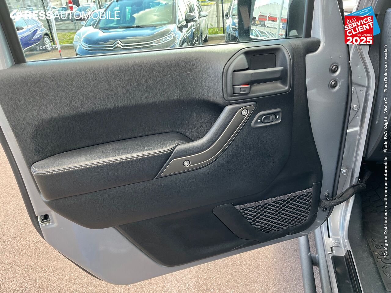 Véhicule d'occasion JEEP WRANGLER UNLIMITED 2.8 CRD 200CH GOLDEN EAGLE BVA GPS CAMERA chez Fiat Besançon