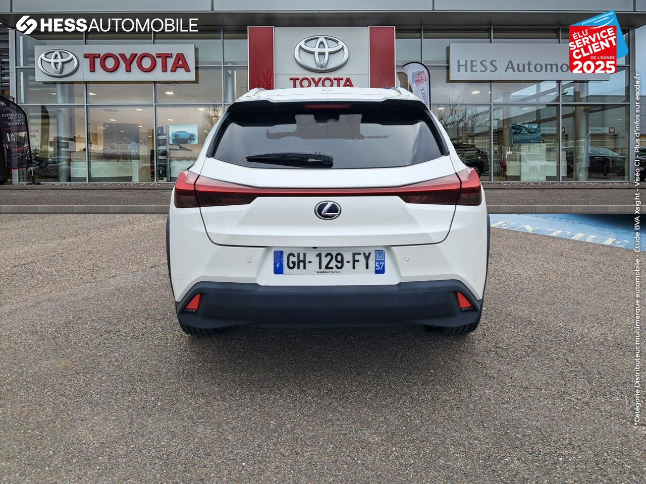 Véhicule d'occasion LEXUS UX 250H 2WD PREMIUM EDITION MY21 chez Hyundai Chalons