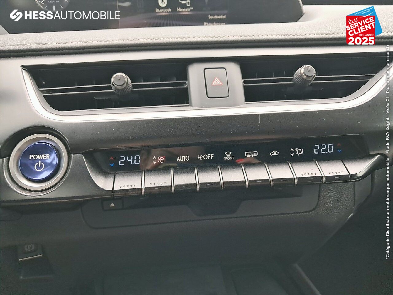 Véhicule d'occasion LEXUS UX 250H 2WD PREMIUM EDITION MY21 chez Hyundai Chalons