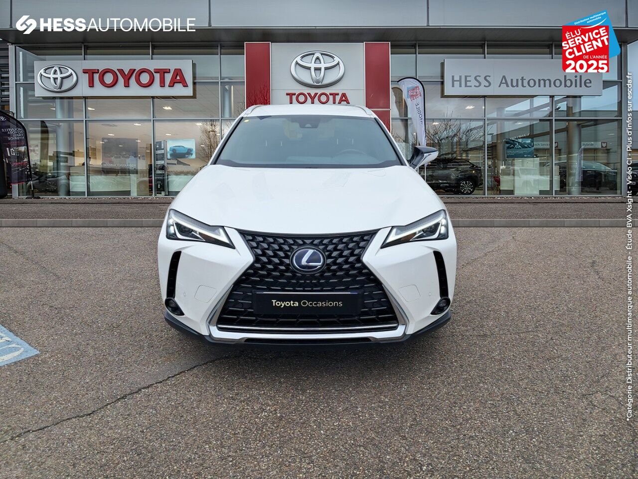 Véhicule d'occasion LEXUS UX 250H 2WD PREMIUM EDITION MY21 chez Hyundai Chalons