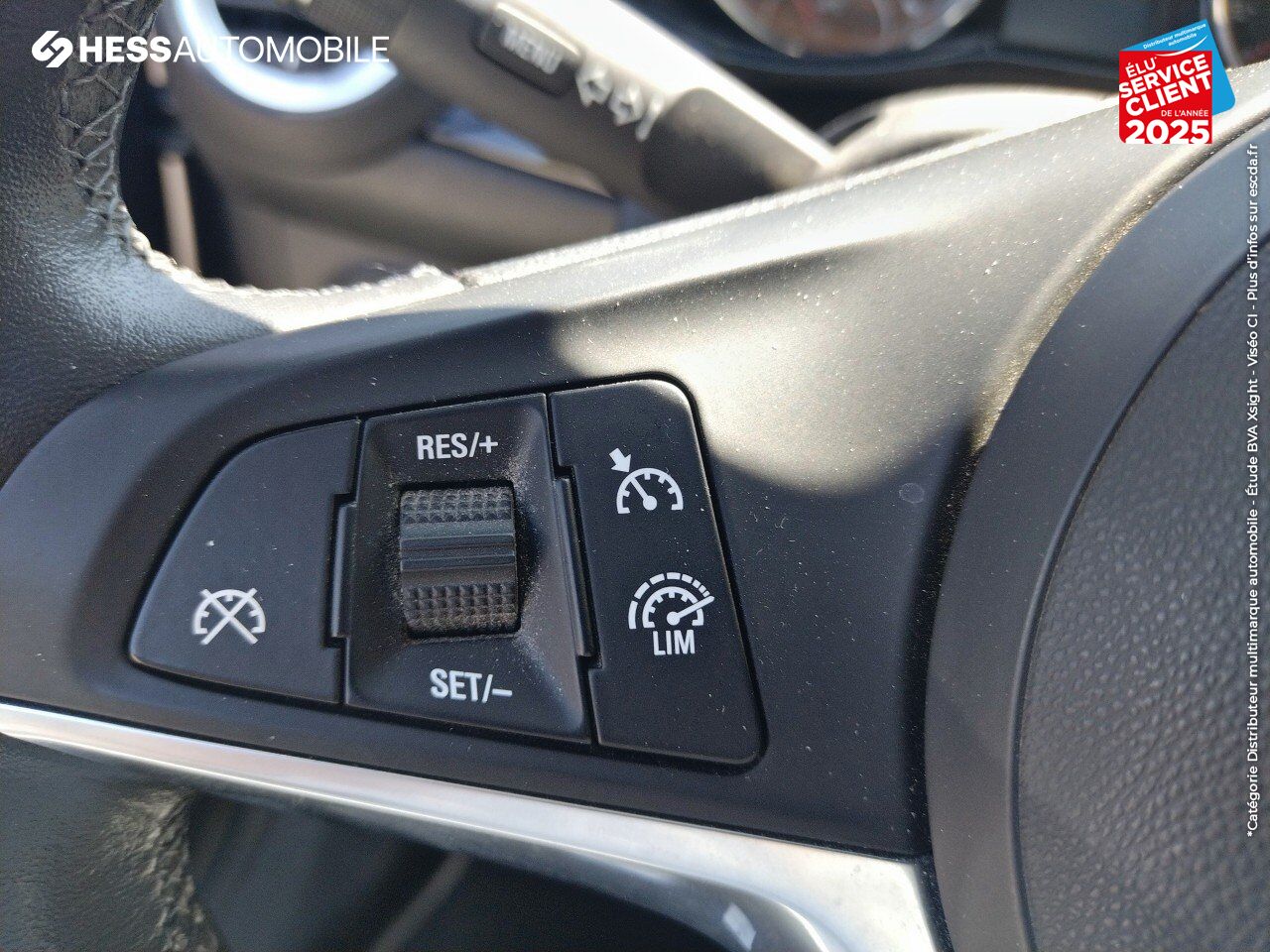 Véhicule d'occasion OPEL ADAM ROCKS 1.4 TWINPORT 87CH START/STOP TPANO CARPLAY ATTELAGE chez Hyundai Chalons