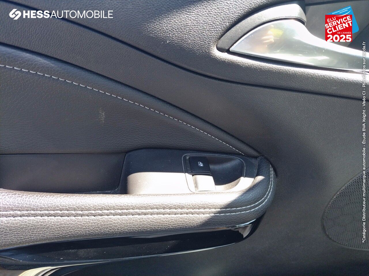 Véhicule d'occasion OPEL ADAM ROCKS 1.4 TWINPORT 87CH START/STOP TPANO CARPLAY ATTELAGE chez Hyundai Chalons