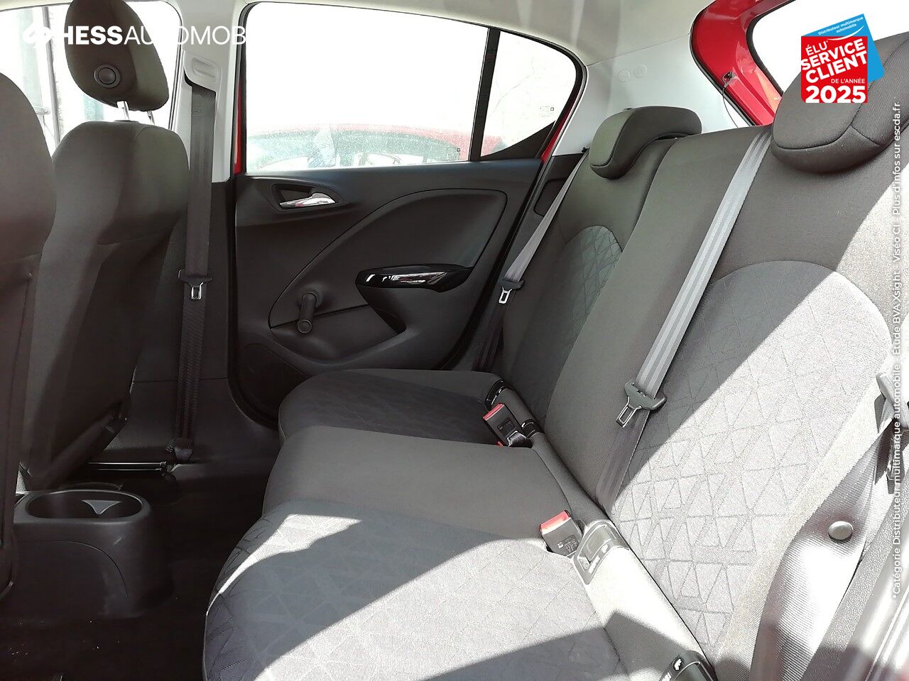 Véhicule d'occasion OPEL CORSA 1.4 TURBO 100CH DESIGN EDITION START/STOP 5P RADAR AR CAMERA chez Opel Belfort