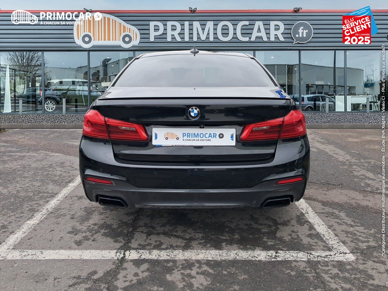 Véhicule d'occasion BMW SERIE 5 M550DA XDRIVE 400CH STEPTRONIC TOUVRANT SIEGES CHAUF/VENTIL/CUIR GPS CAMERA chez Primocar