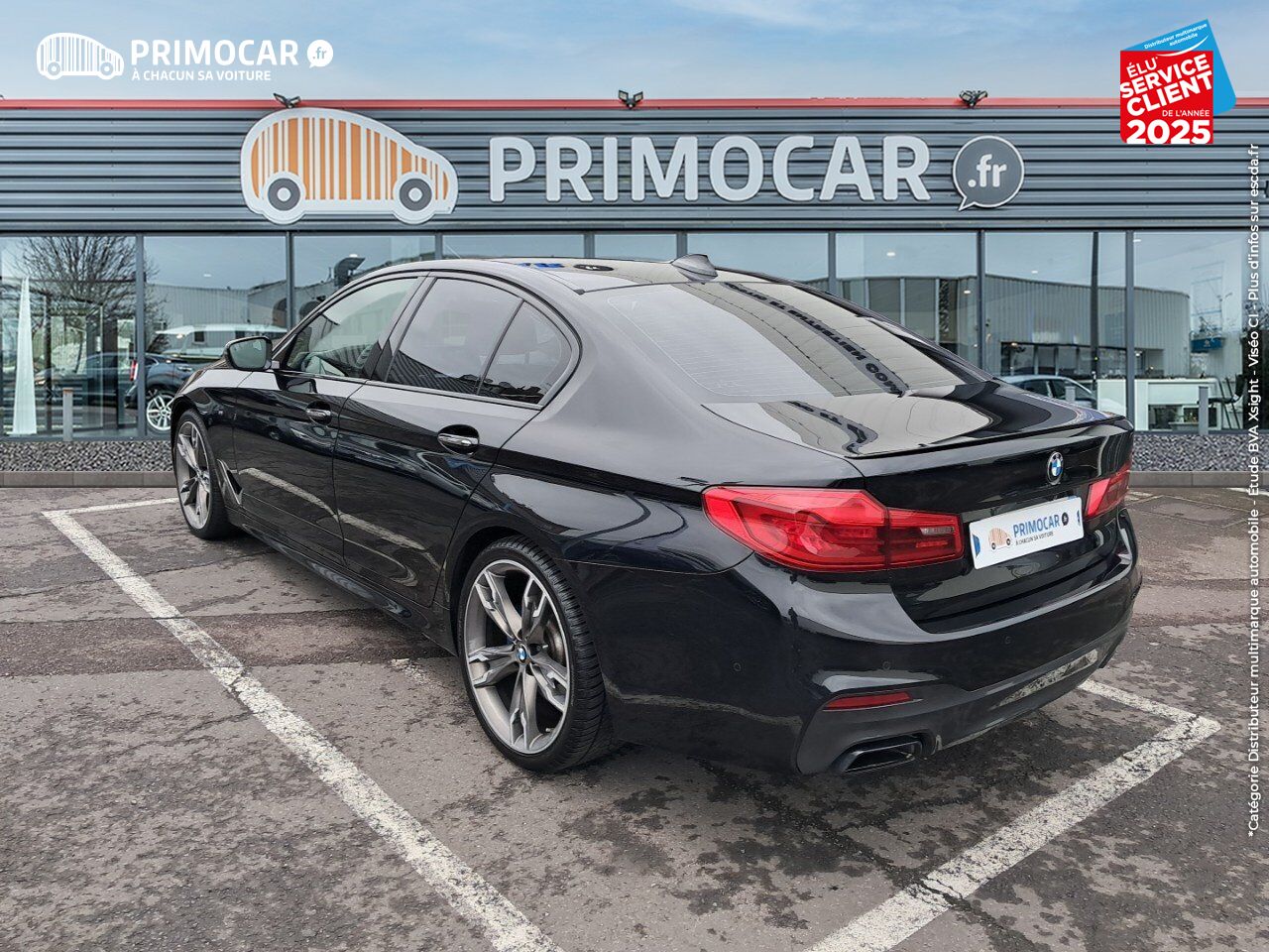Véhicule d'occasion BMW SERIE 5 M550DA XDRIVE 400CH STEPTRONIC TOUVRANT SIEGES CHAUF/VENTIL/CUIR GPS CAMERA chez Primocar