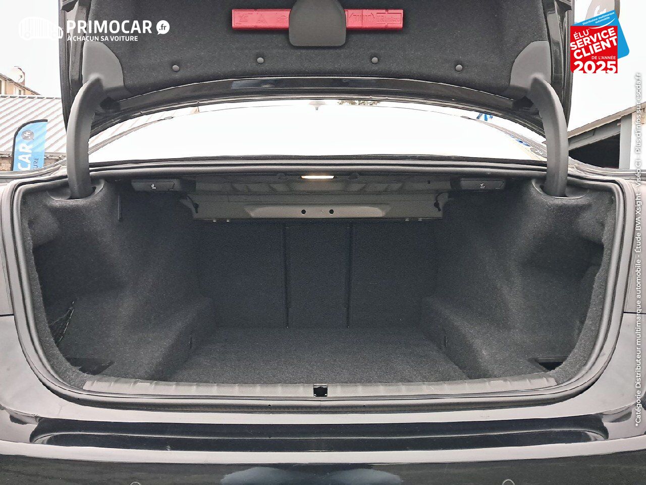 Véhicule d'occasion BMW SERIE 5 M550DA XDRIVE 400CH STEPTRONIC TOUVRANT SIEGES CHAUF/VENTIL/CUIR GPS CAMERA chez Primocar