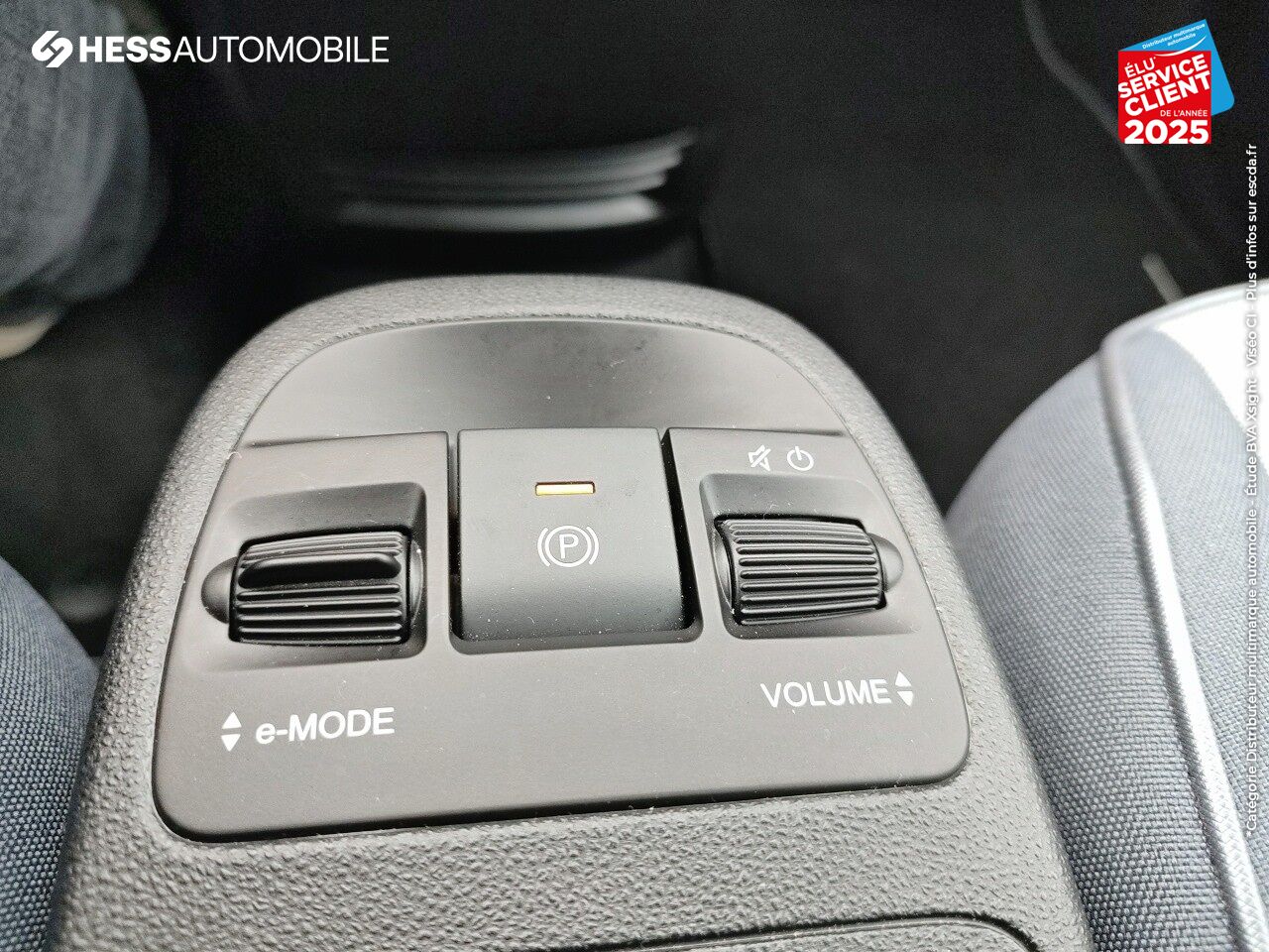 Véhicule d'occasion FIAT 500 E 118CH ICONE GPS chez Renault Colmar