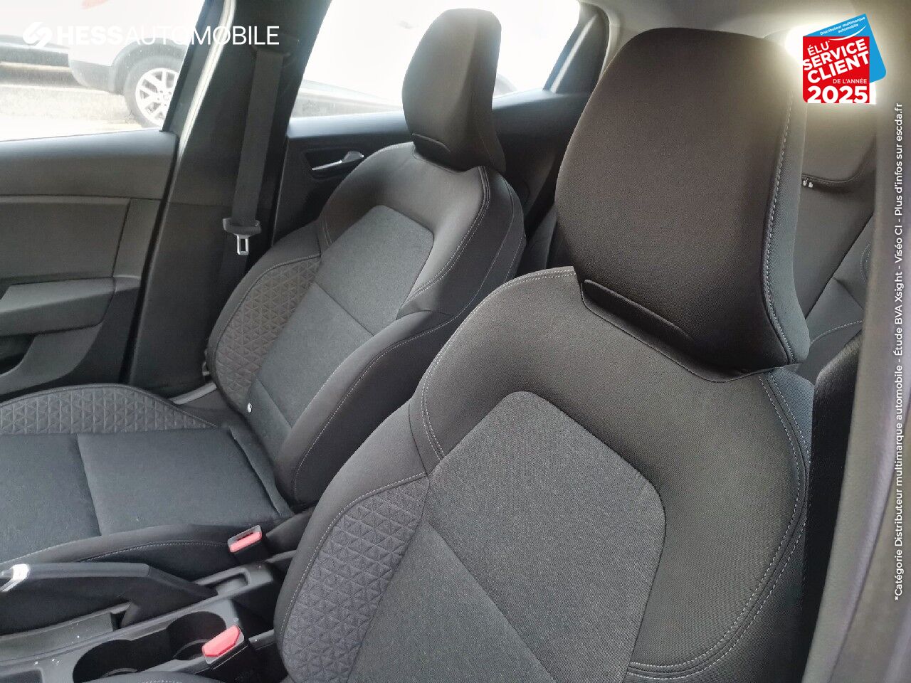 Véhicule d'occasion RENAULT CLIO 1.0 TCE 90CH EQUILIBRE chez Renault Saint-Louis