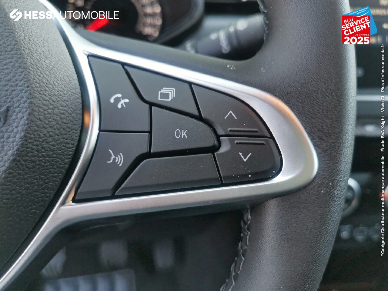 Véhicule d'occasion RENAULT CLIO 1.0 TCE 90CH EQUILIBRE chez Renault Saint-Louis
