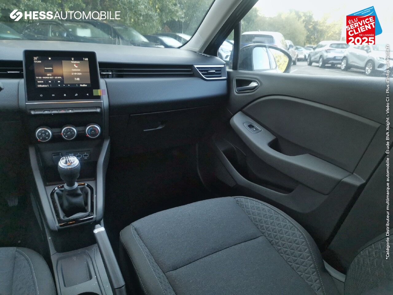Véhicule d'occasion RENAULT CLIO 1.0 TCE 90CH EQUILIBRE chez Renault Saint-Louis