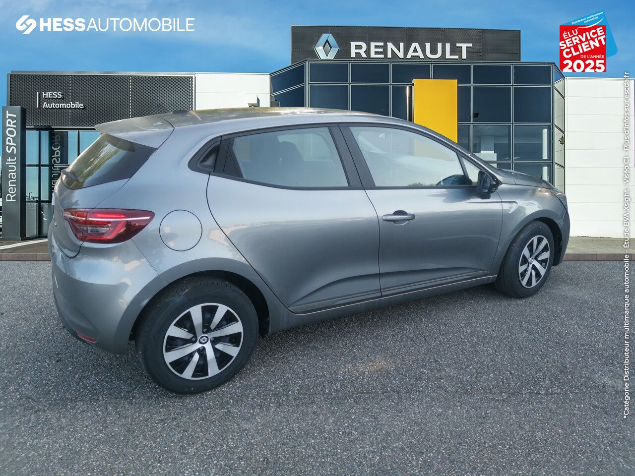 Véhicule d'occasion RENAULT CLIO 1.0 TCE 90CH EQUILIBRE chez Renault Saint-Louis